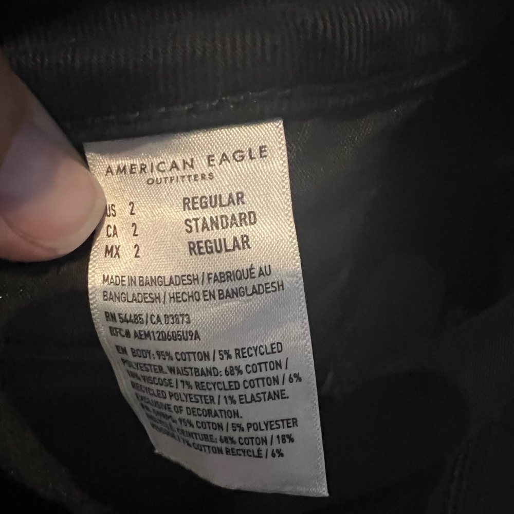 Mom Ripped Jeans - Picture 5 of 10